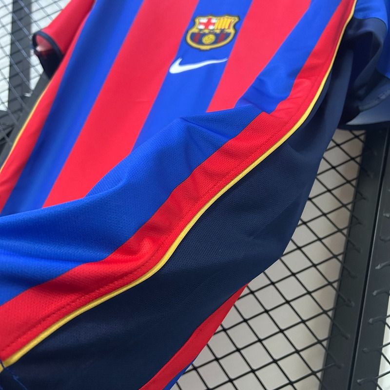 Retro FC Barcelona 2001-2002 home game