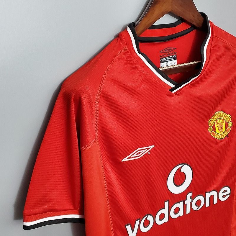 Retro Manchester United 2000-2001 home game