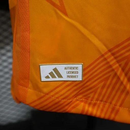 Real Madrid 2024-2025 away game player