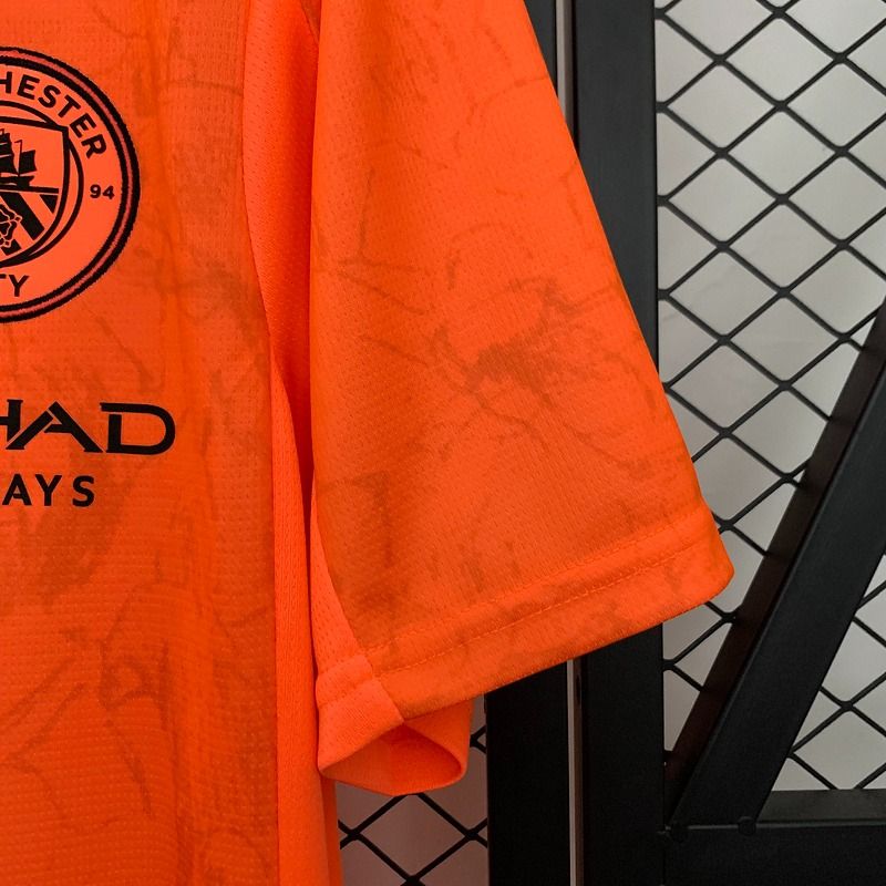 Manchester City 2025-2026 second away