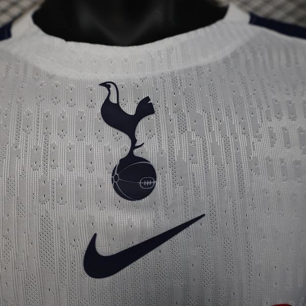 Tottenham Hotspur 2025-2026 home game player