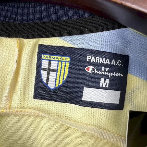 Retro Parma Calcio 1999-2000 home game