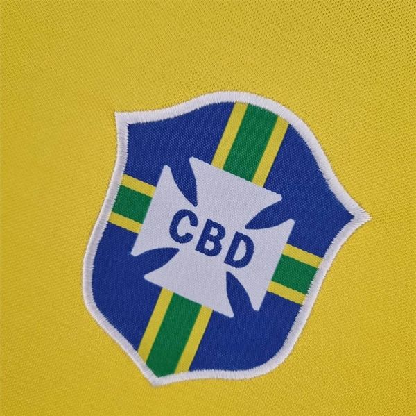 Retro Brazil national 1970 home game
