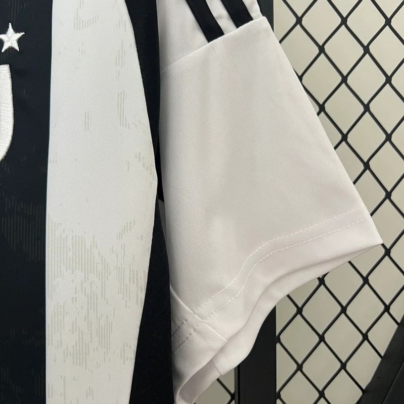 Juventus 2024-2025 home