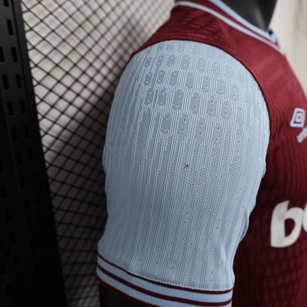 West Ham United 2024-2025 home game player