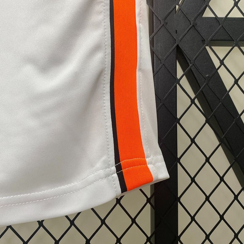 Retro Valencia CF 2006-2007 home game