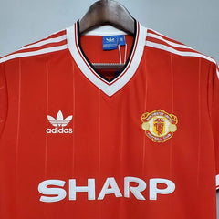 Retro Manchester United 1983 home game