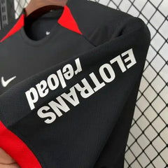 Eintracht Frankfurt 2024-2025 away game