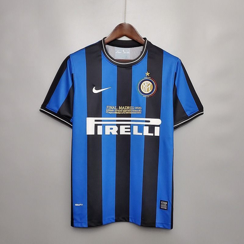 Retro Inter Milano 2009-2010 home game