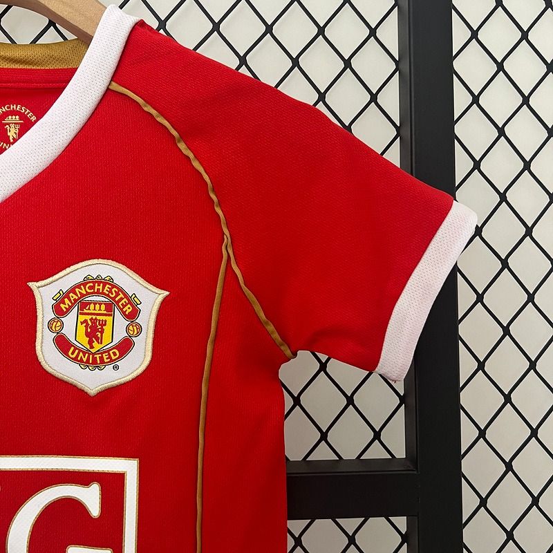 Retro Kid Size Manchester United 2006-2007 home