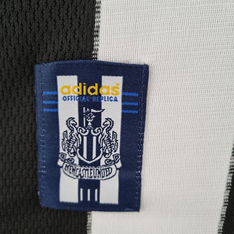 Retro Newcastle United 2000-2001 home