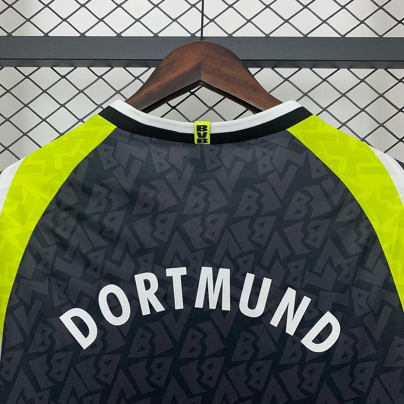 Retro Dortmund 1995-1996 away game