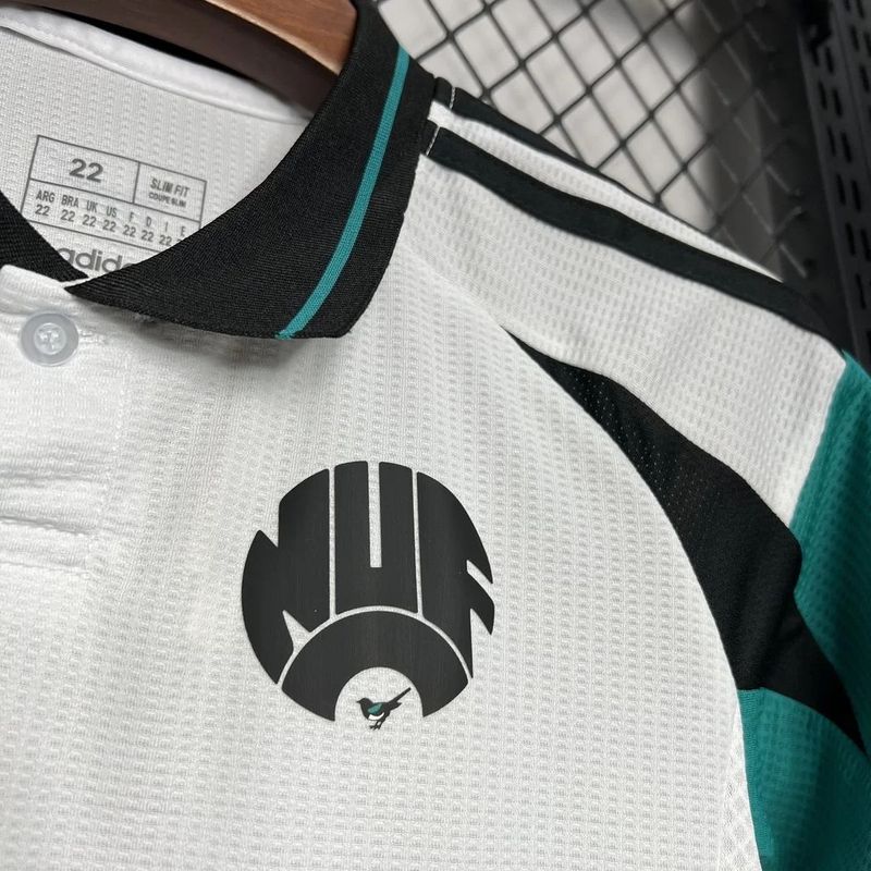 Kid Size Newcastle United 2024-2025 second away