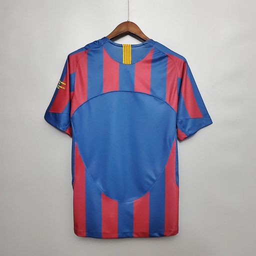 Retro FC Barcelona 2005-2006 home game