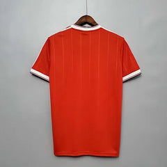 Retro Manchester United 1983 home game