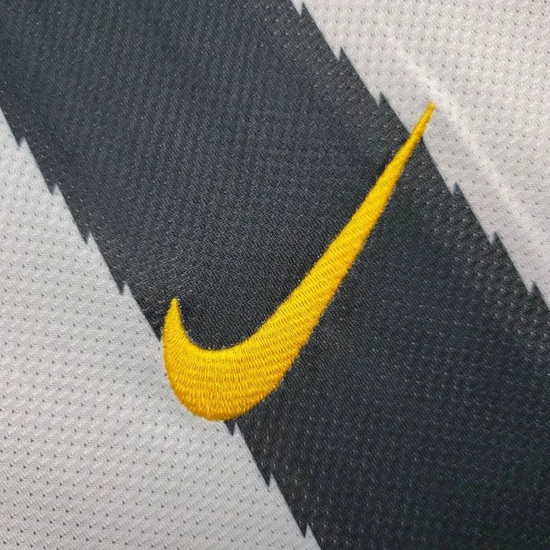Retro Juventus FC 2010-2011 home game