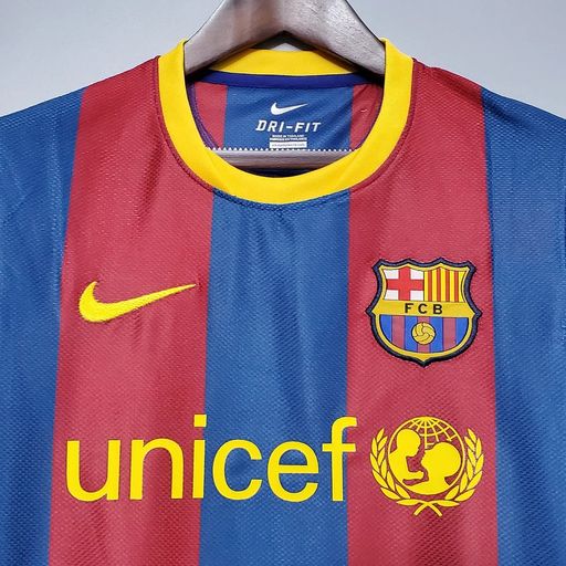 Retro FC Barcelona 2010-2011 home game