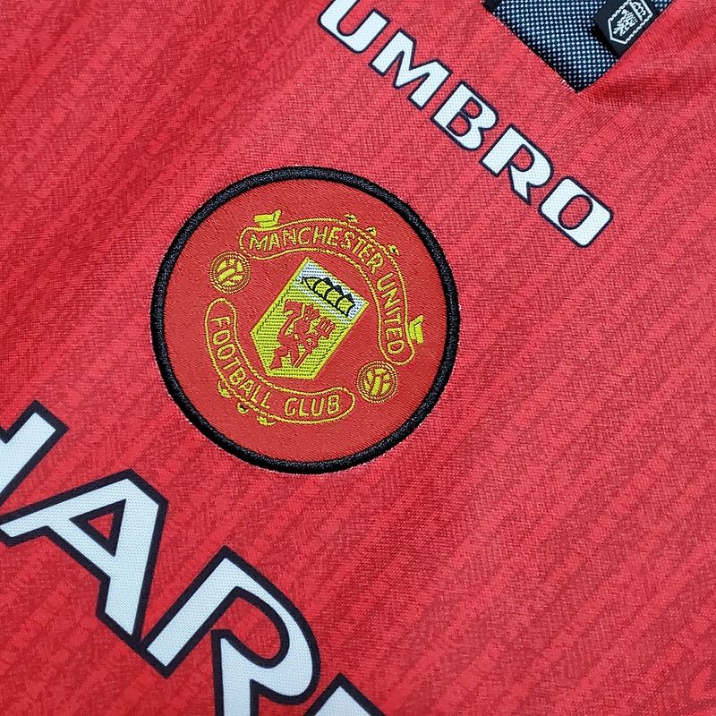 Retro Manchester United 1996-1997 home game