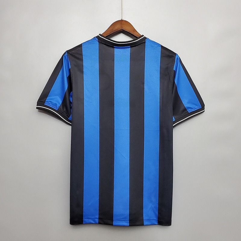 Retro Inter Milano 2009-2010 home game