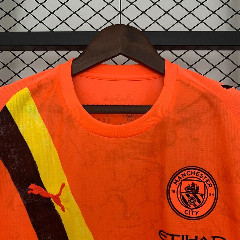 Manchester City 2025-2026 second away