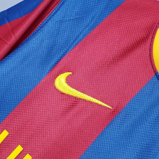 Retro FC Barcelona 2010-2011 home game