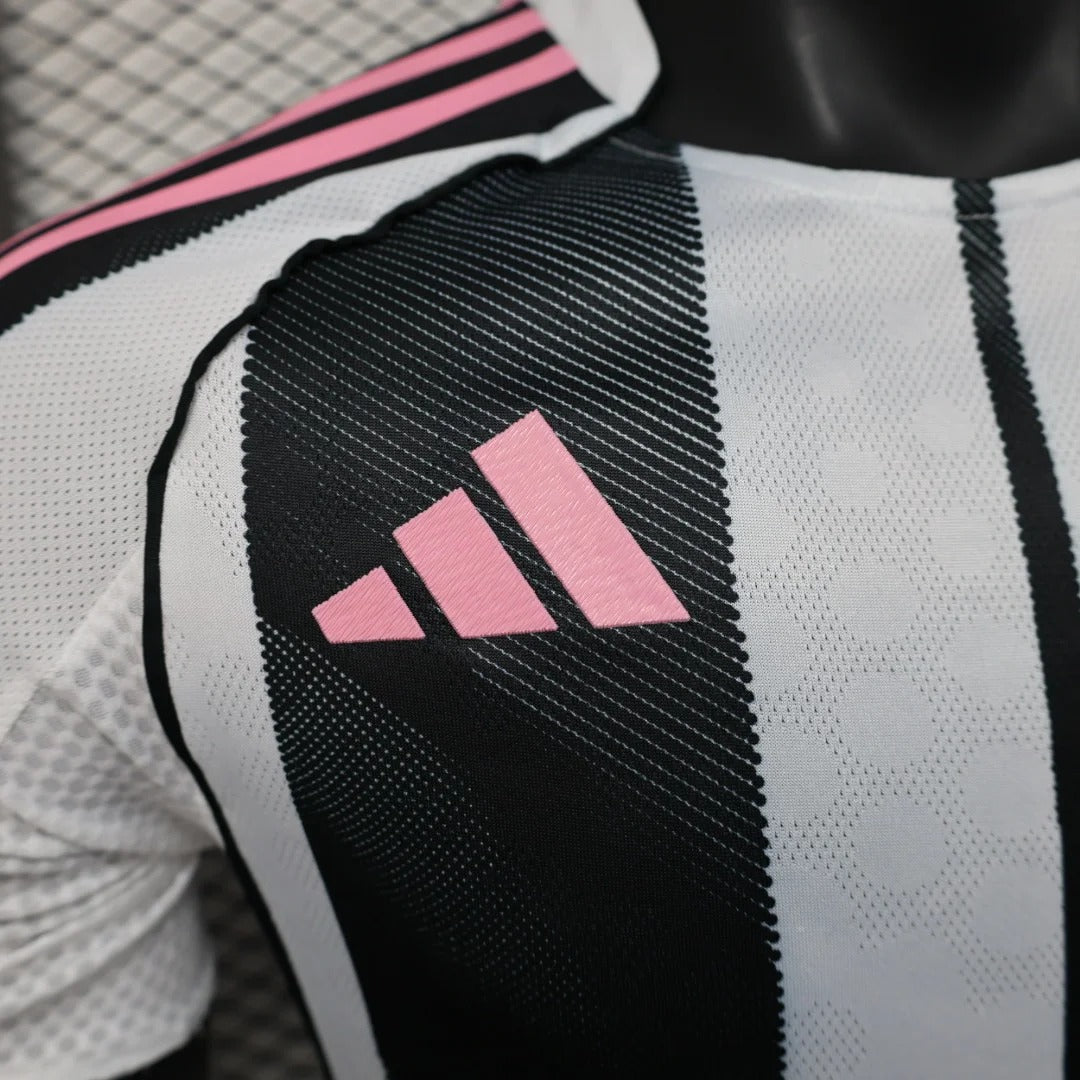 Juventus 2025-2026 home player