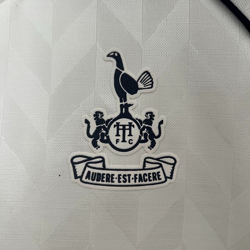 Retro Tottenham Hotspur 1987-1989 home game