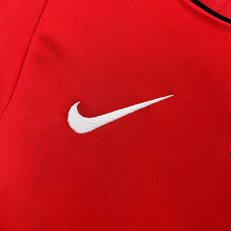 Retro Kid Size Manchester United 2005-2006 home