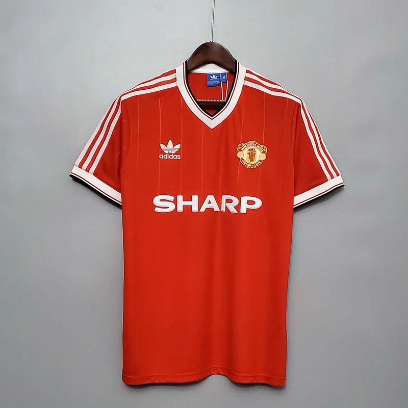 Retro Manchester United 1983 home game