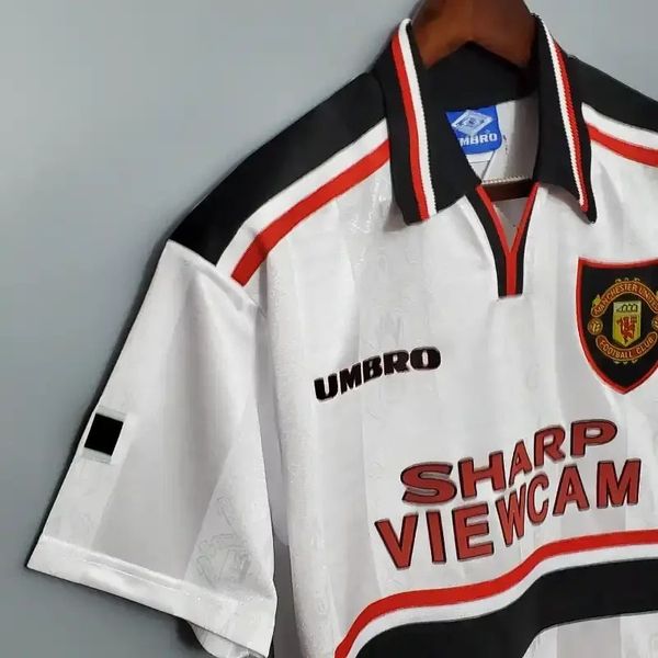 Retro Manchester United 1997-1998 away game