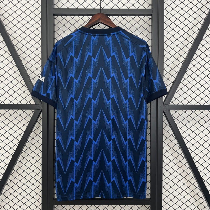 Arsenal FC 2025-2026 away