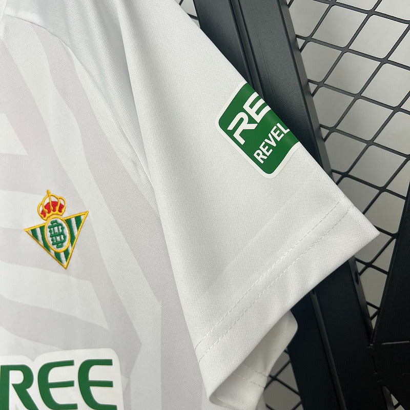 Real Betis 2025-2026 goalkeeper