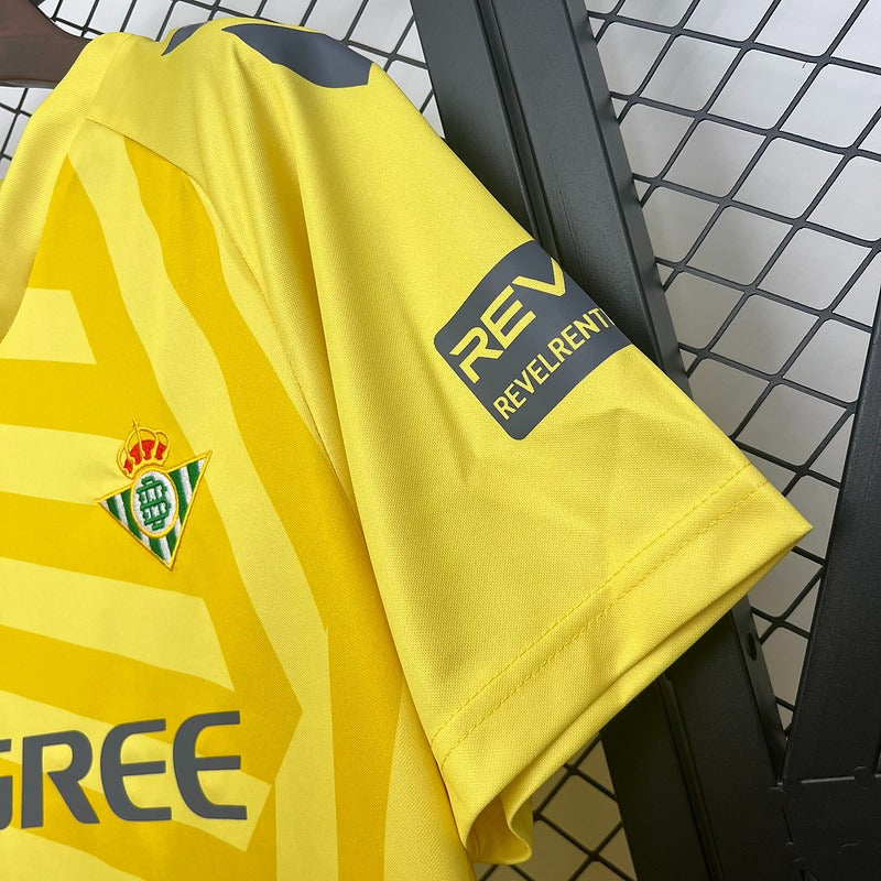 Real Betis 2025-2026 goalkeeper
