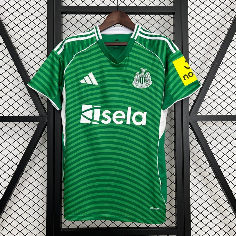 Newcastle United 2025-2026  away