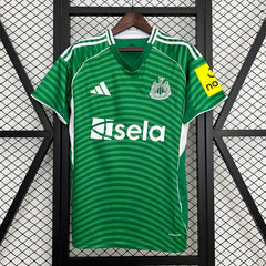 Newcastle United 2025-2026  away