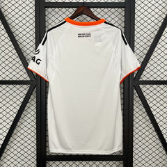 Eintracht Frankfurt 2025-2026 home