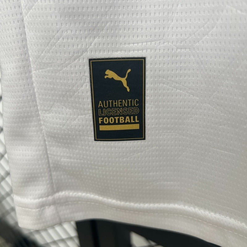 Valencia CF 2025-2026 home
