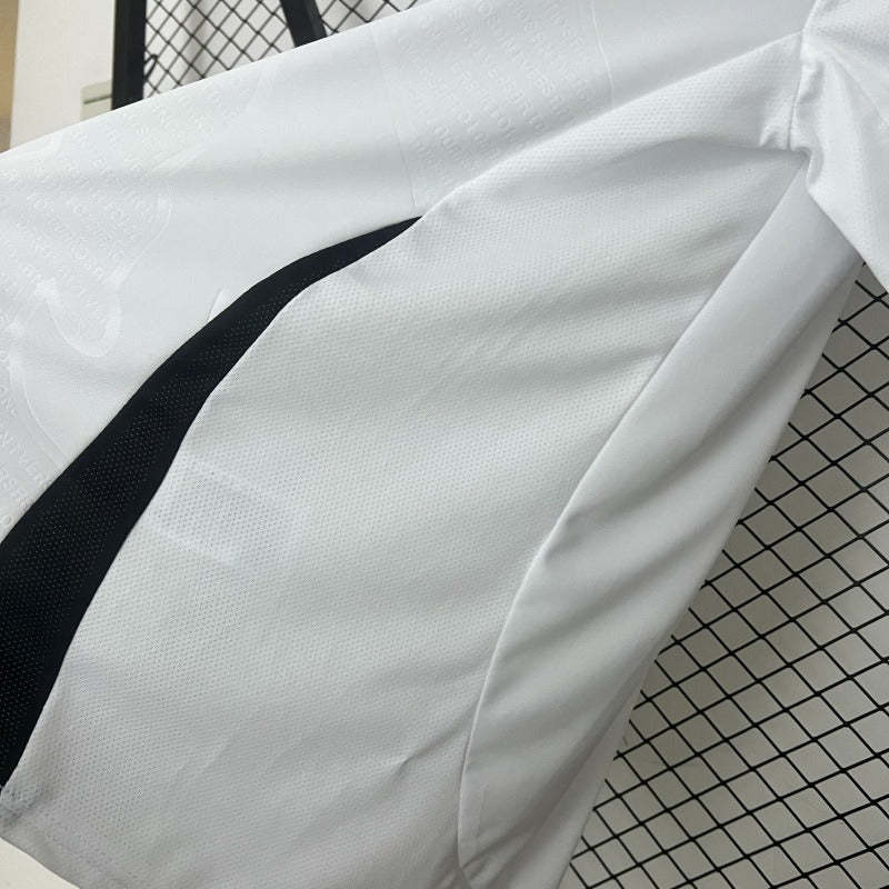 Colo-Colo 2025-2026 home