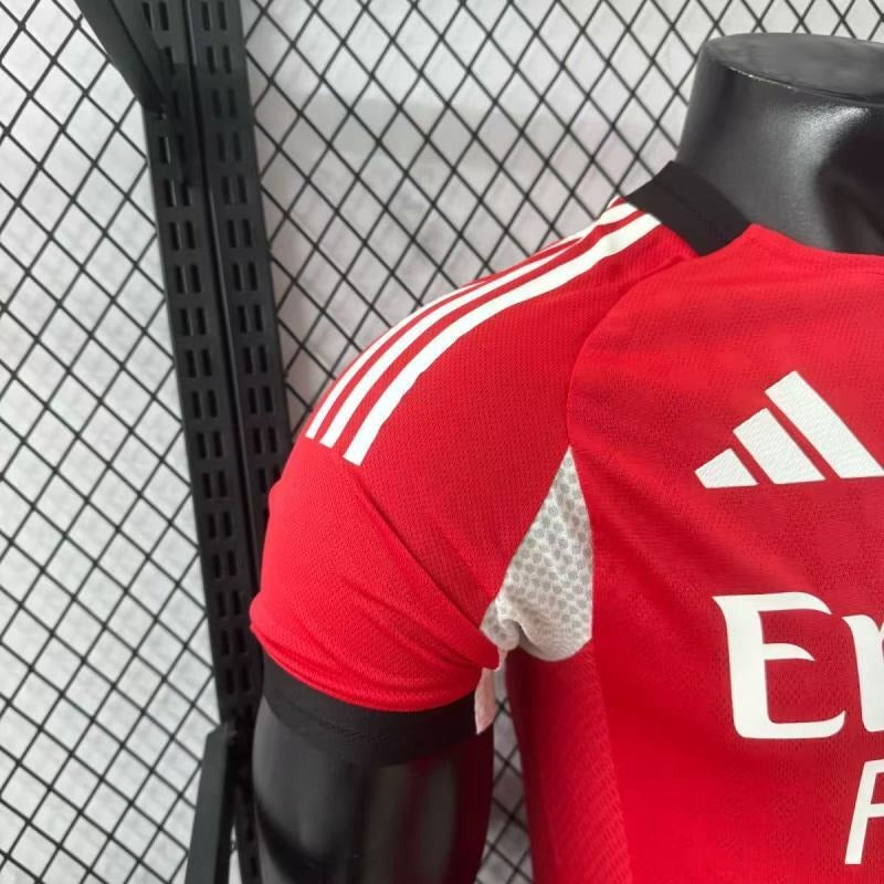 SL Benfica 2025-2026 home player