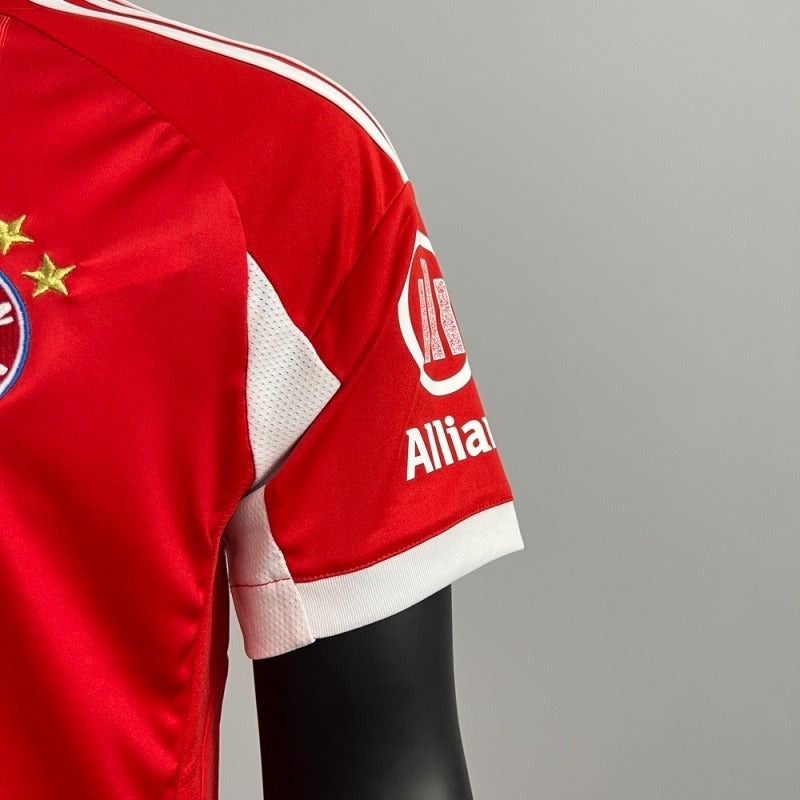 Bayern München 2025-2026 home