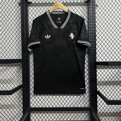 Juventus 2025-2026 second away