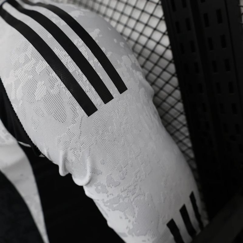 Juventus 2024 - 2025 home player Long Sleeve - WCFOOTBALLSUIT