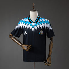 Newcastle United 2025-2026  visitante