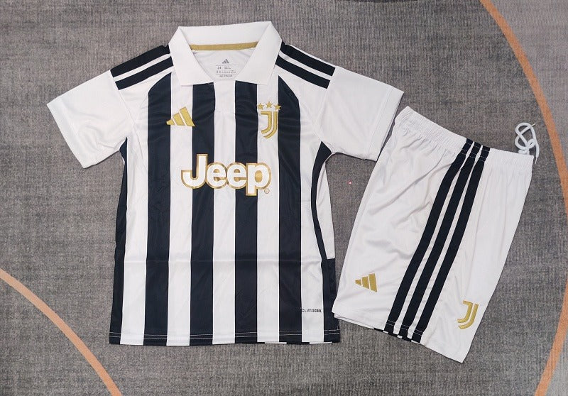 Kinder Juventus 2025-2026 Heimtrikot