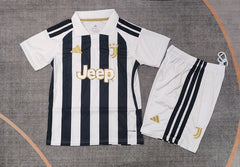 Kinder Juventus 2025-2026 Heimtrikot