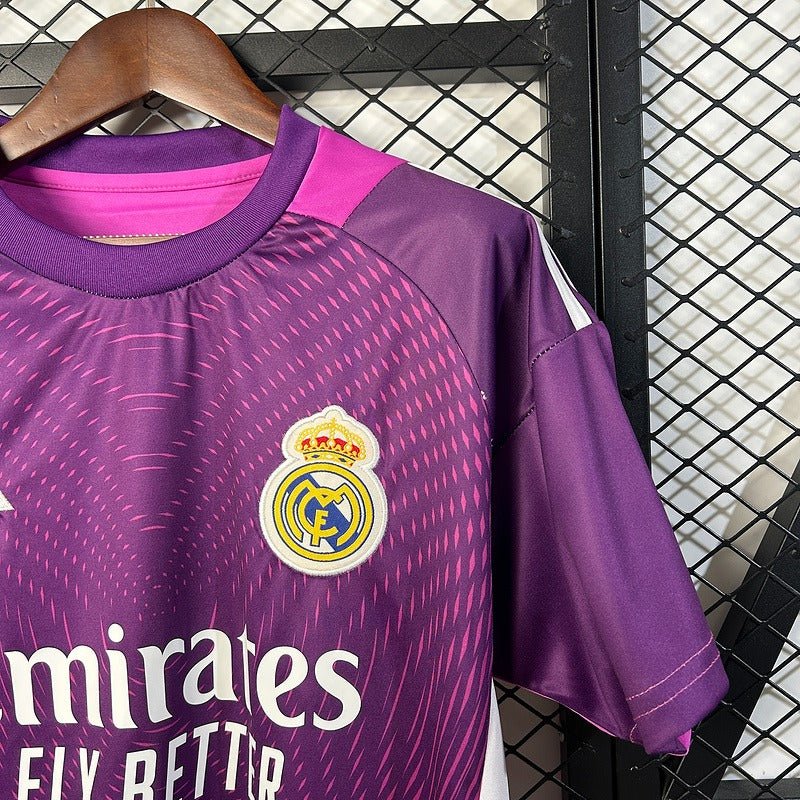 Real Madrid 2025 - 2026 Goalkeeper - WCFOOTBALLSUIT
