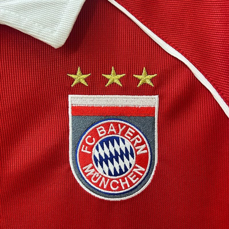 Retro Bayern München 2005 - 2006 home game - WCFOOTBALLSUIT