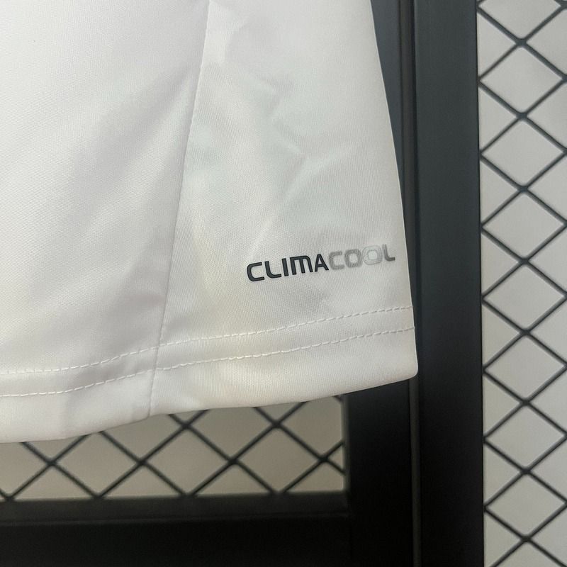 Retro Olympique Lyonnais 2010 - 2011 home - WCFOOTBALLSUIT