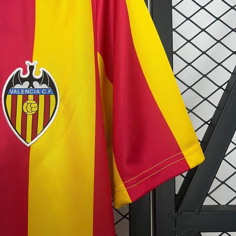 Retro Valencia CF 1980 - 1982 home - WCFOOTBALLSUIT