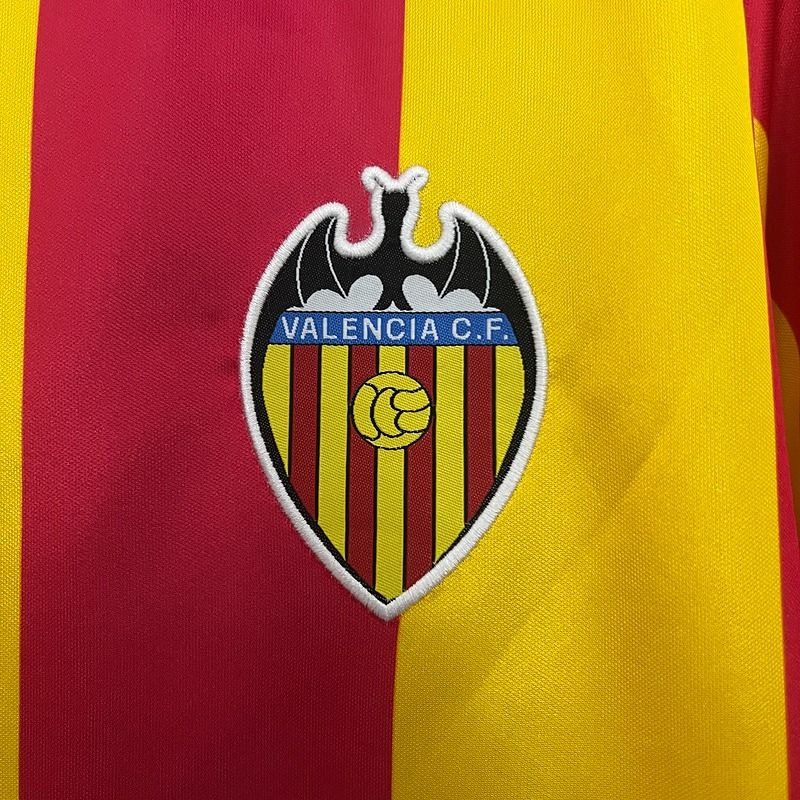 Retro Valencia CF 1980 - 1982 home - WCFOOTBALLSUIT